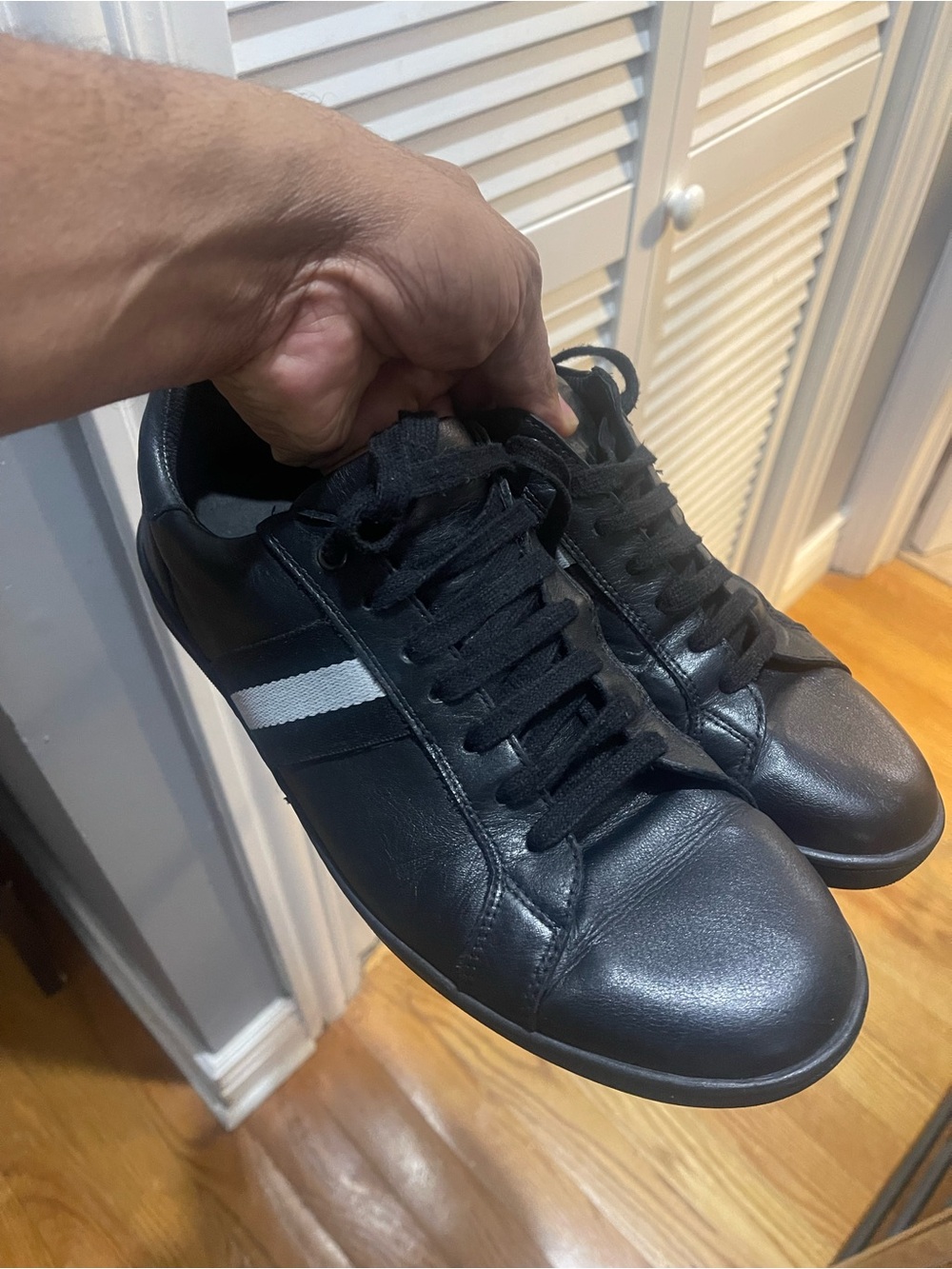 Zara Black Leather Sneakers with White Side Stripe Sz 44